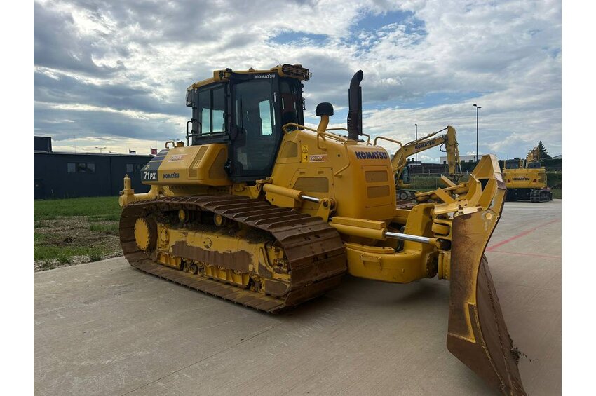 D 71PX-24 E0