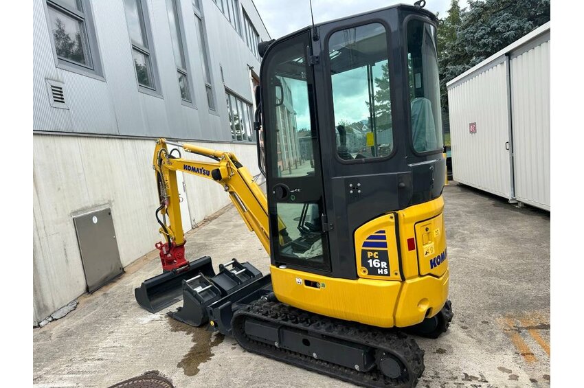 PC 16 R-3HS