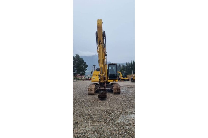 PC 210 LC-11