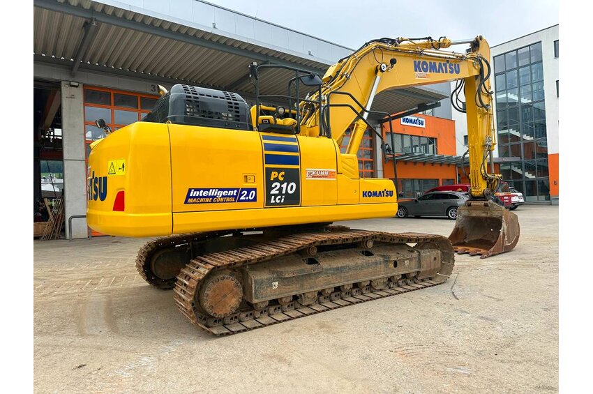 PC 210 LCI-11E0