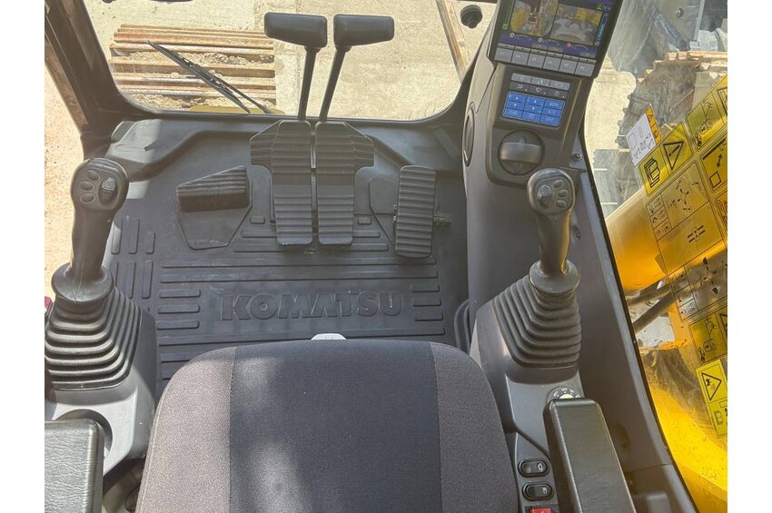 PC360LC-11E0