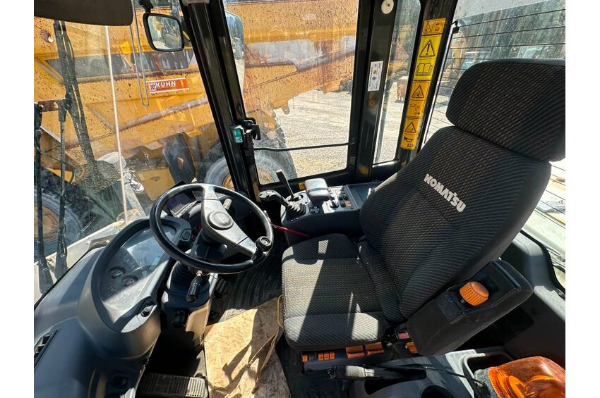 WA 320-6