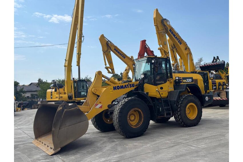 WA 320-8