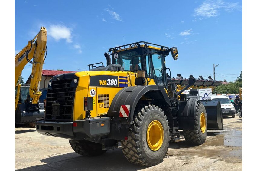 WA380-8E0