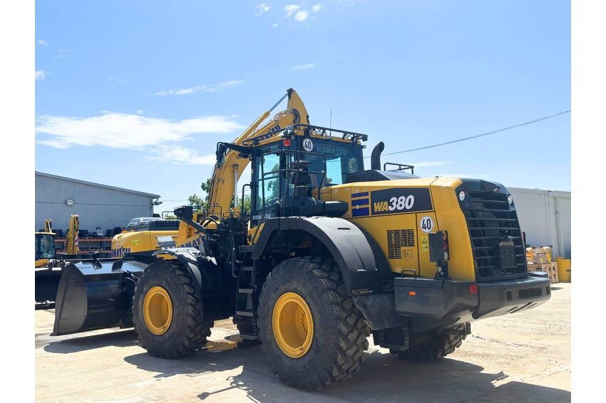 WA380-8E0